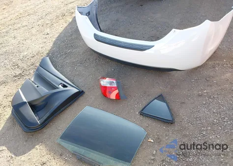 2014 Toyota Corolla S Plus из США, поврежденный, VIN 5YFBURHE1EP072727